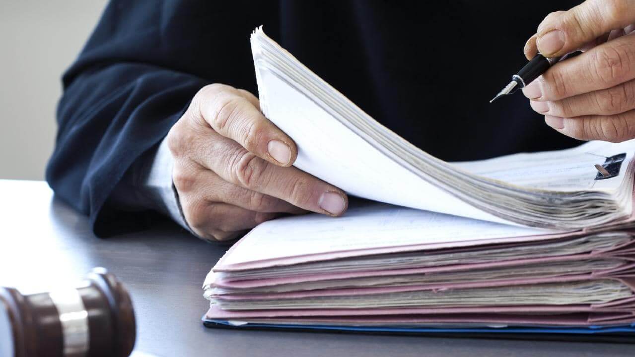 Malaysian process seekers work