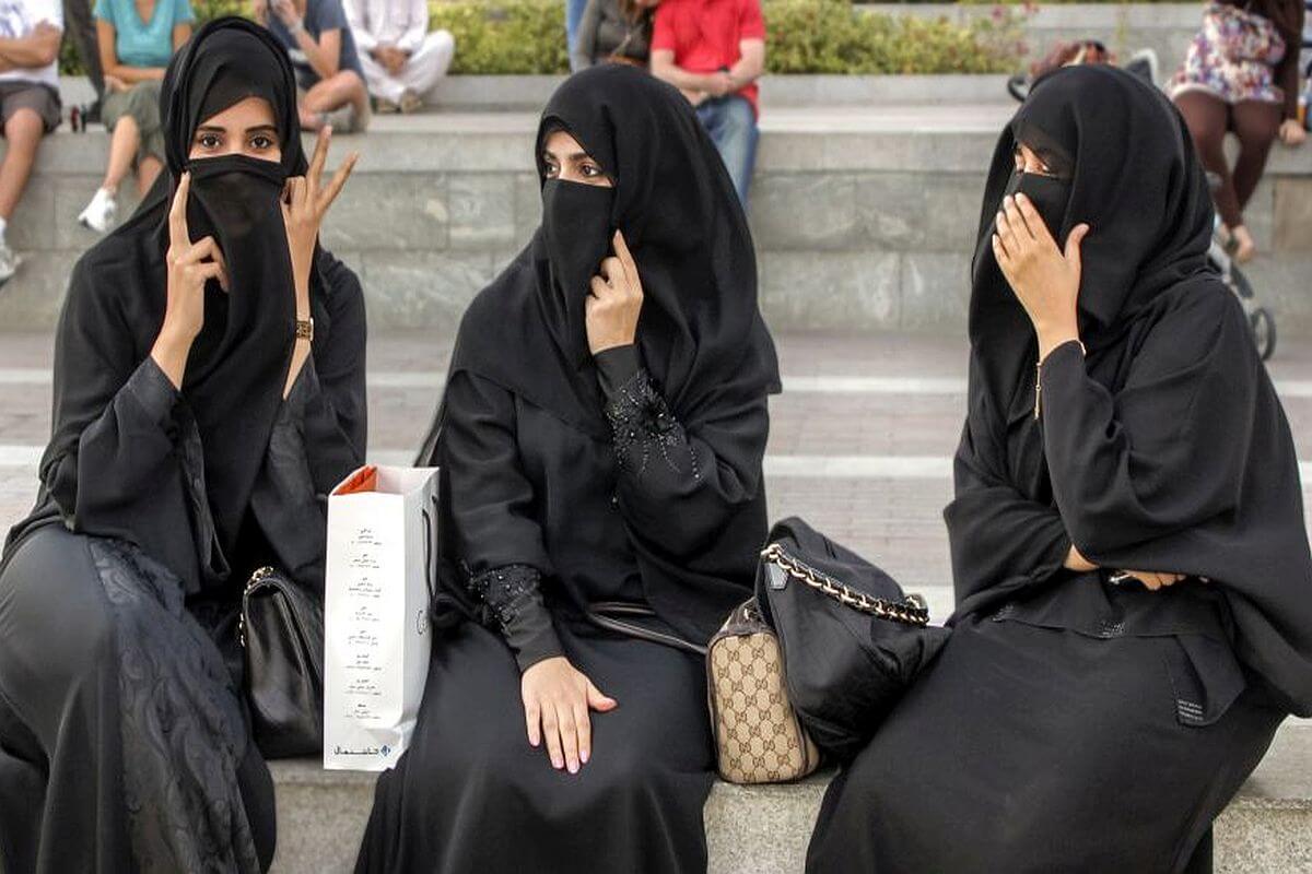 Muslim frame 